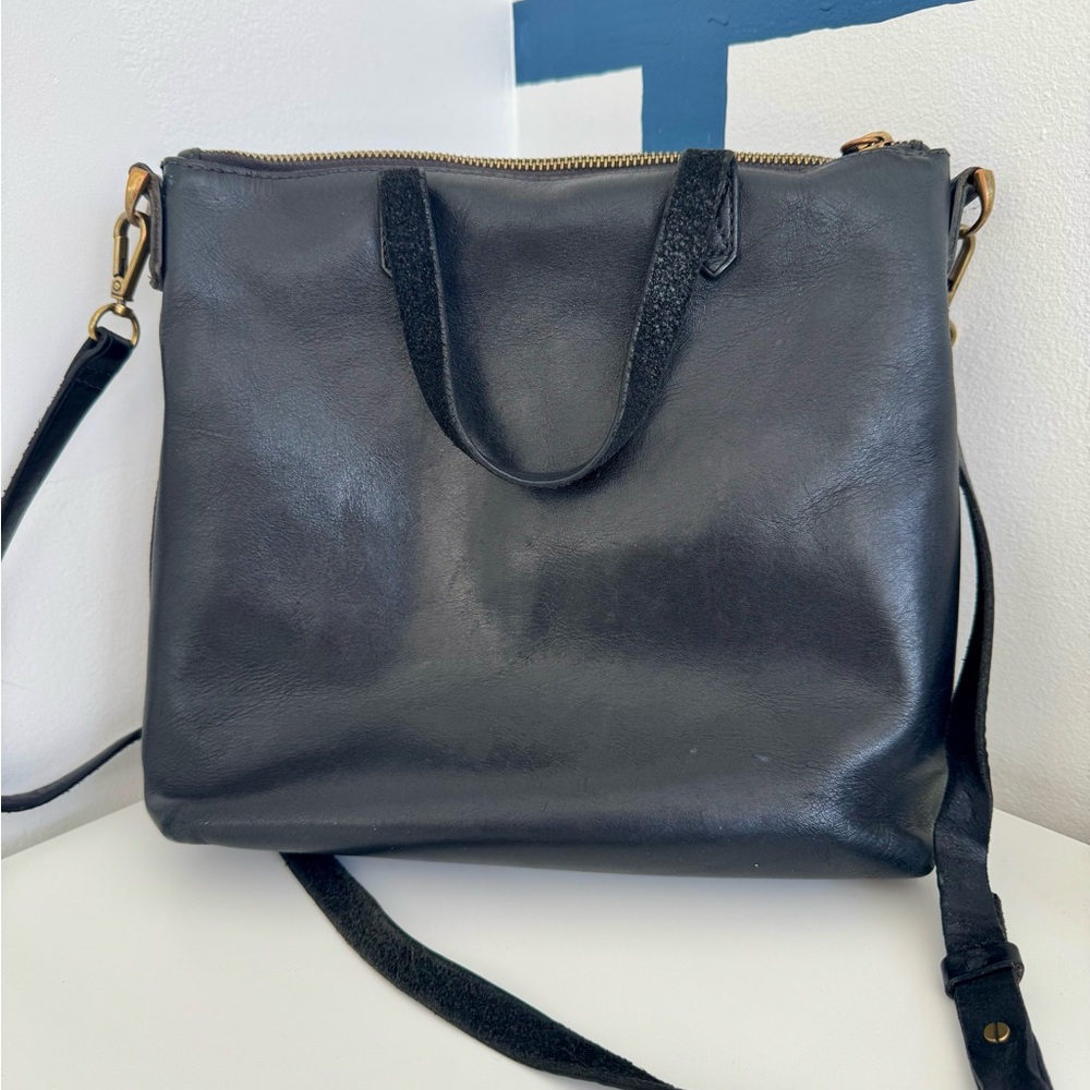 Madewell Zip-top Transport Leather crossbody